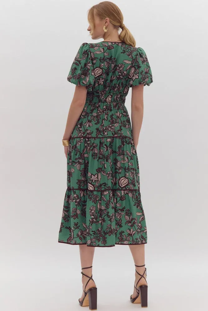 Printed SS Tiered Midi Dress in Green by Entro