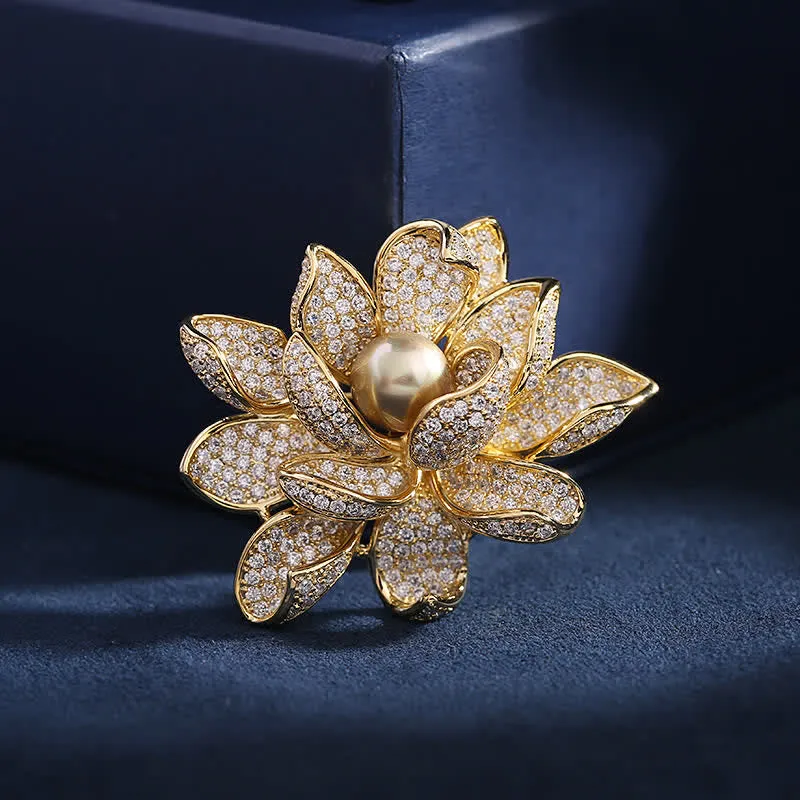 Women's Three-Dimensional Pearl Lotus Brooch